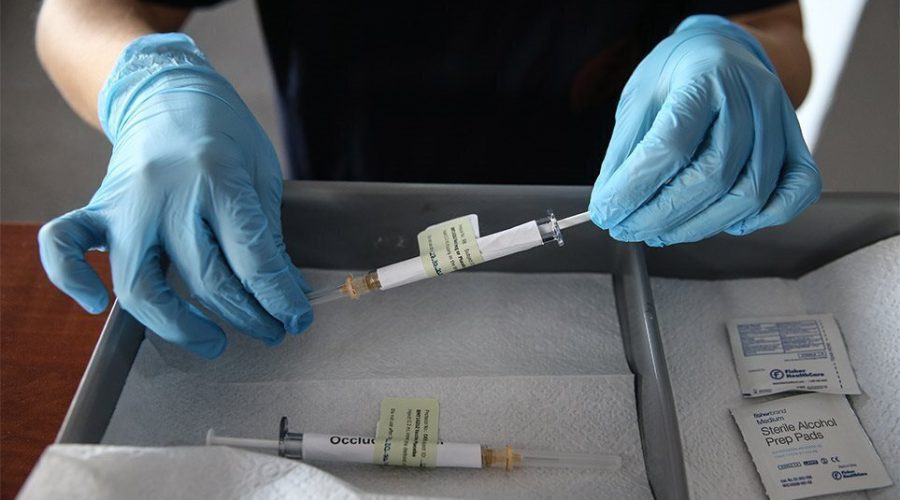 Μπουρλά: Θα χρειαστεί και τέταρτη δόση του εμβολίου κατά του κορωνοϊού