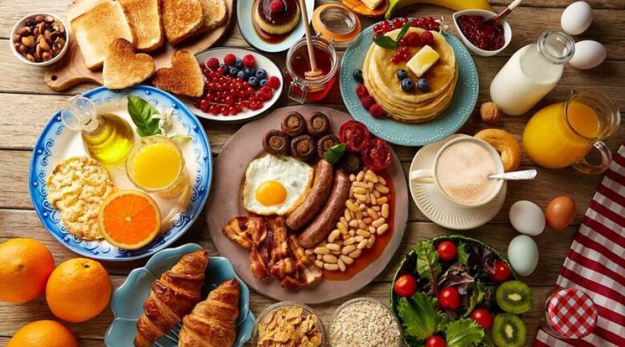 Ποιες είναι οι καλύτερες επιλογές για το πρωινό σας εάν αντιμετωπίζετε πρόβλημα με τη χοληστερόλη σας
