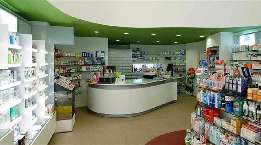 «Πάγωσαν» οι πωλήσεις καλλυντικών από τα φαρμακεία