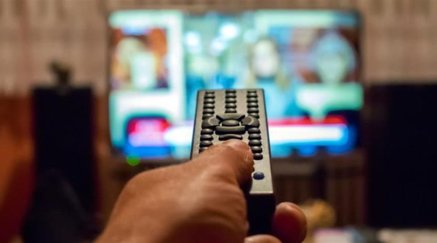 Έρευνα: Αυξάνει τον κίνδυνο στεφανιαίας νόσου η πολλή τηλεόραση