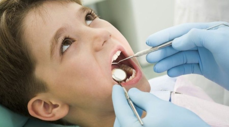 Πρόγραμμα δωρεάν οδοντιατρικών εξετάσεων για παιδιά 6-14 ετών από το δήμο Αθηναίων