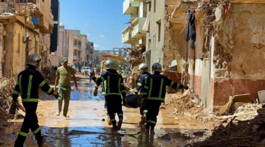 Πλημμύρες στην Λιβύη: Δεν…συμφωνούν στον αριθμό των νεκρών οι δύο κυβερνήσεις